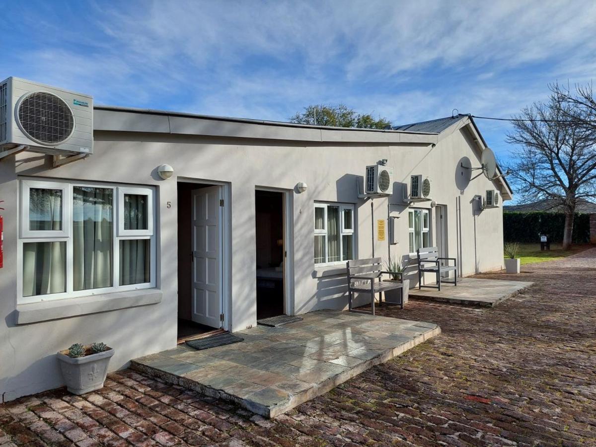 Aloes Guest House 62 On Meintjies Middelburg  Esterno foto