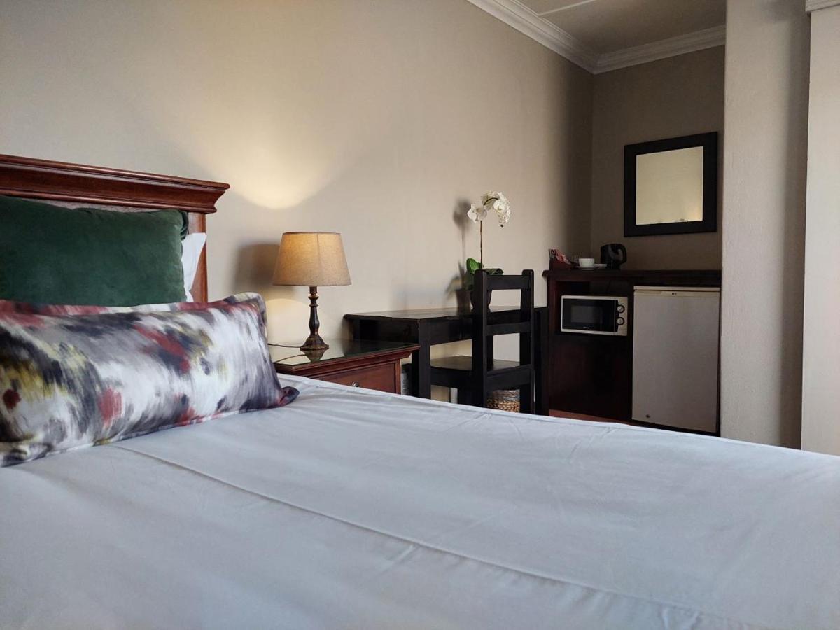 Aloes Guest House 62 On Meintjies Middelburg  Esterno foto