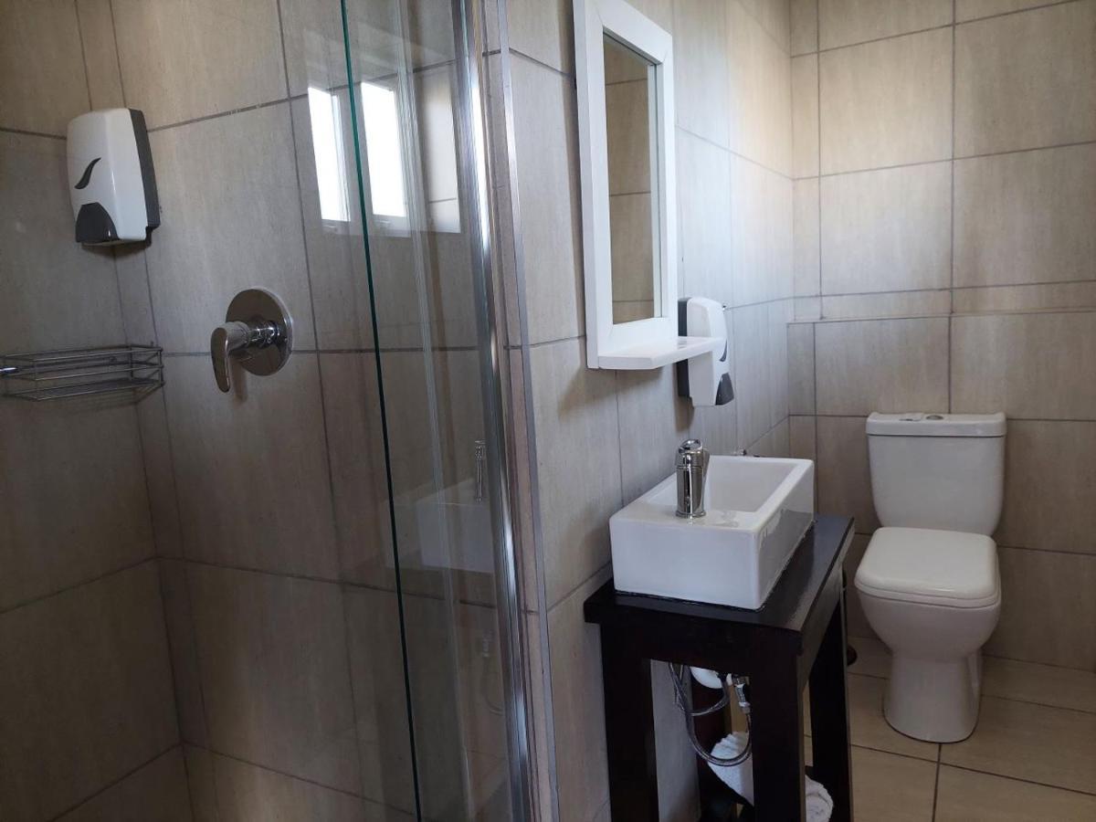 Aloes Guest House 62 On Meintjies Middelburg  Esterno foto
