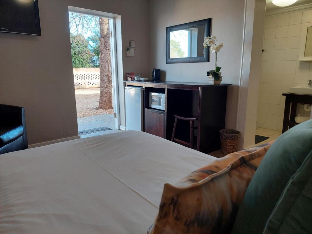 Aloes Guest House 62 On Meintjies Middelburg  Esterno foto