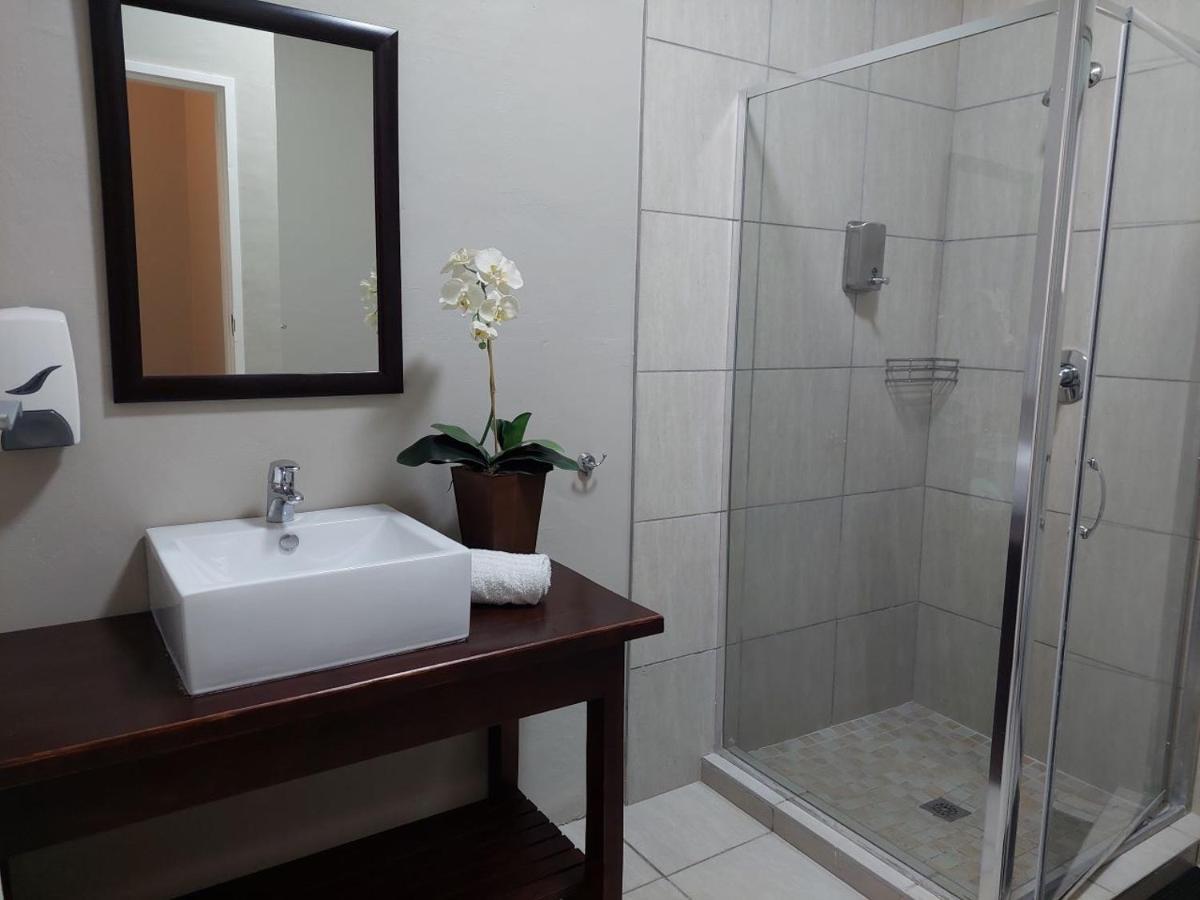 Aloes Guest House 62 On Meintjies Middelburg  Esterno foto