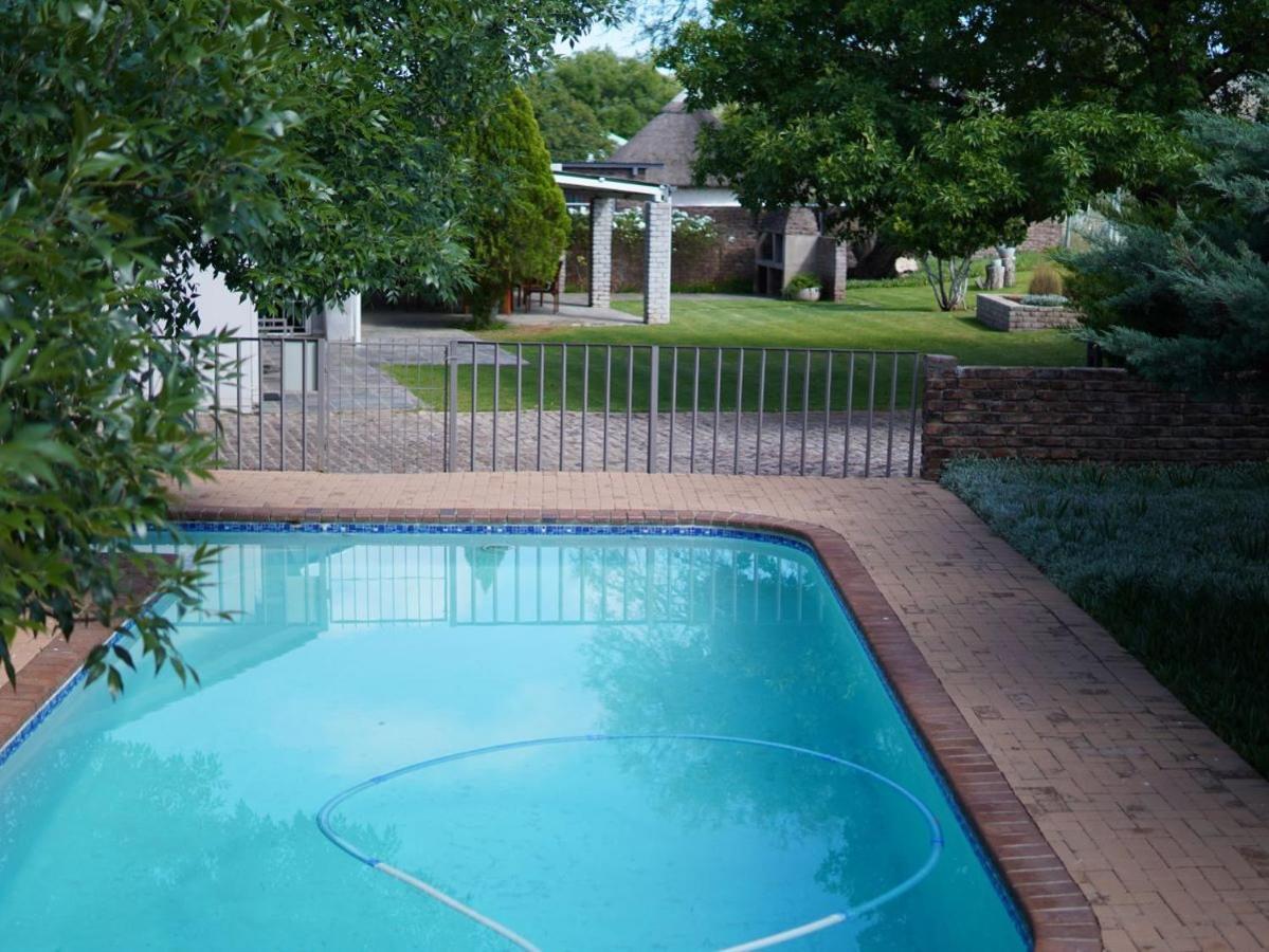 Aloes Guest House 62 On Meintjies Middelburg  Esterno foto