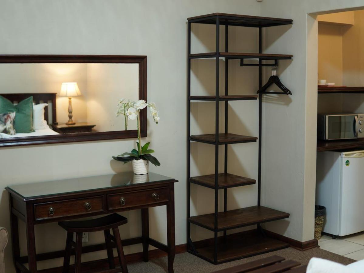 Aloes Guest House 62 On Meintjies Middelburg  Esterno foto